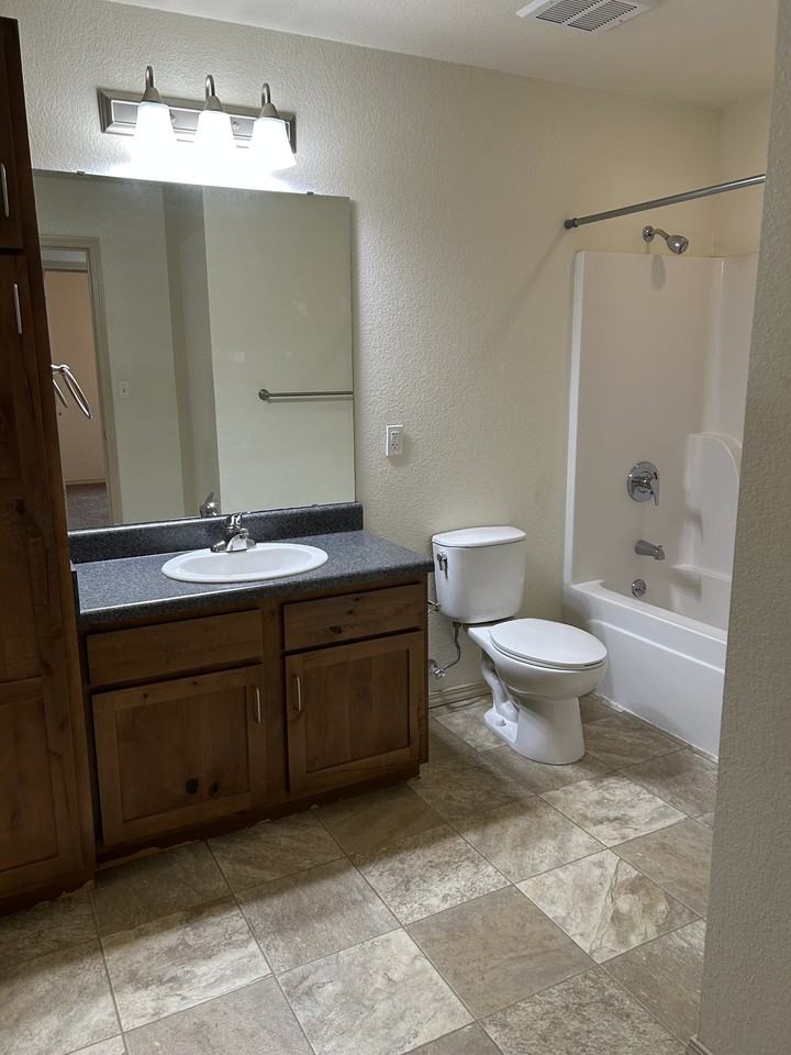 1140 N NEW YORK AVEAPT 311 #311 - Photo 6 of 7