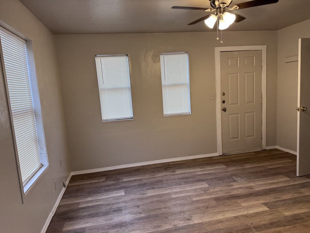 5916 Austin Ave #1 - Photo 4 of 8