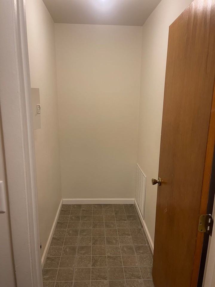 CE - Photo 7 of 42
