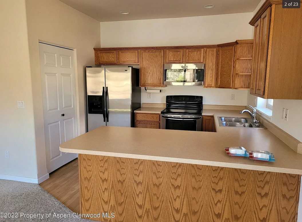 108 Castle Ridge Dr #1 - Photo 2 of 9