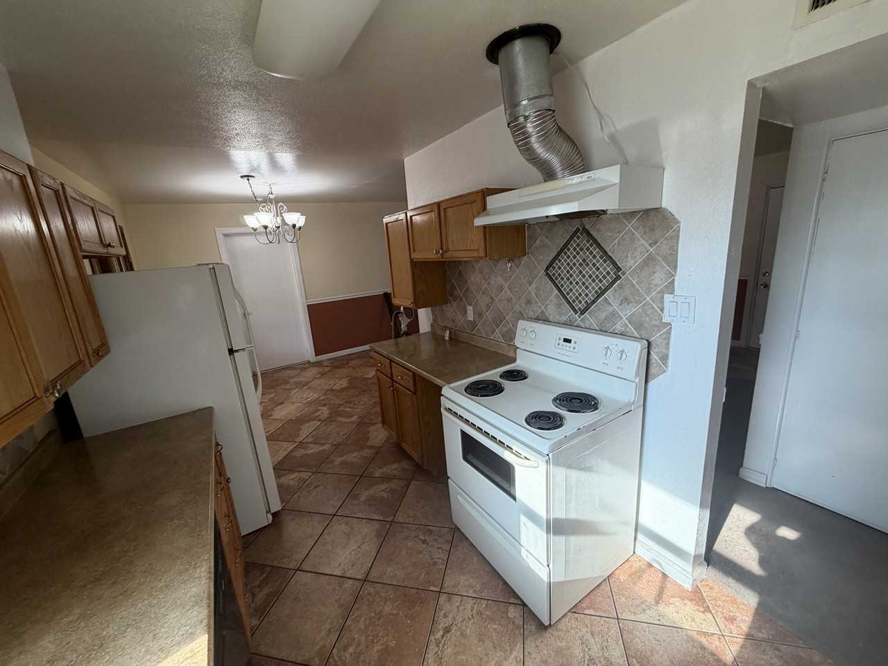 56 Ridgecrest Dr #1 - Photo 4 of 10