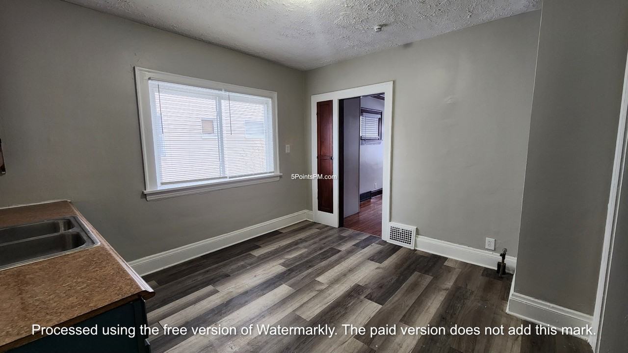 2797 E 125th St #1 - Photo 3 of 9
