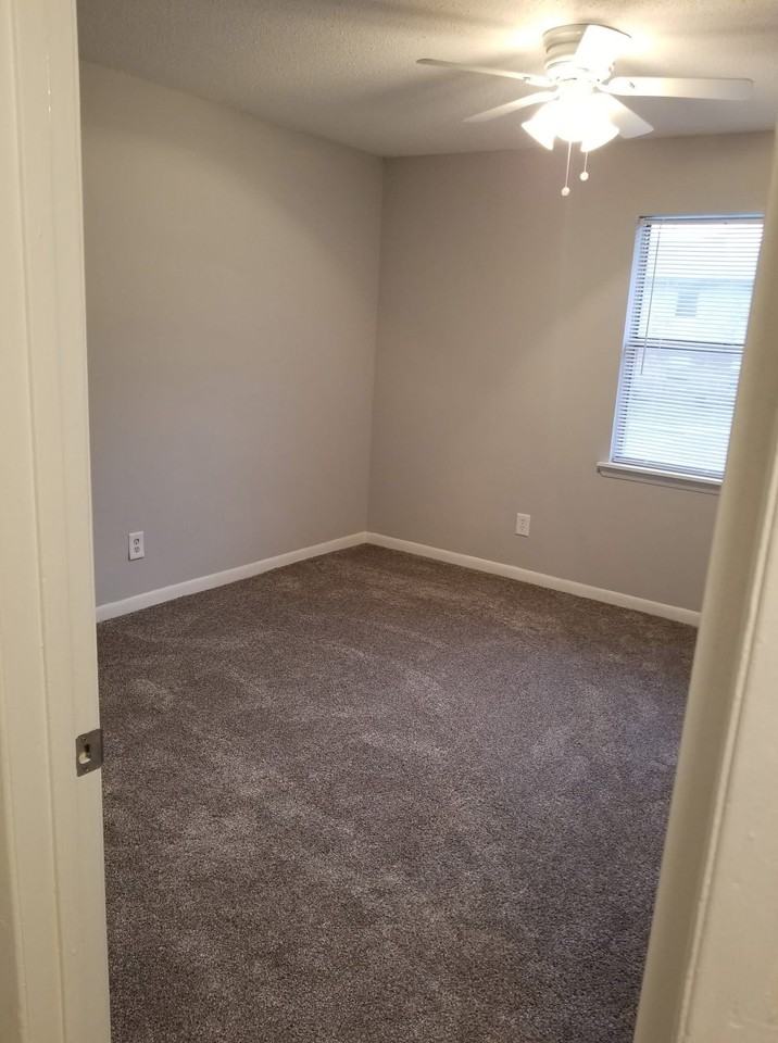 417 Hwy 84 EApt 13 #13 - Photo 3 of 8
