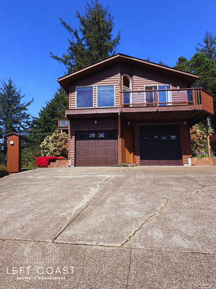 7205 Sw Burl Dr #1 - Photo 3 of 43