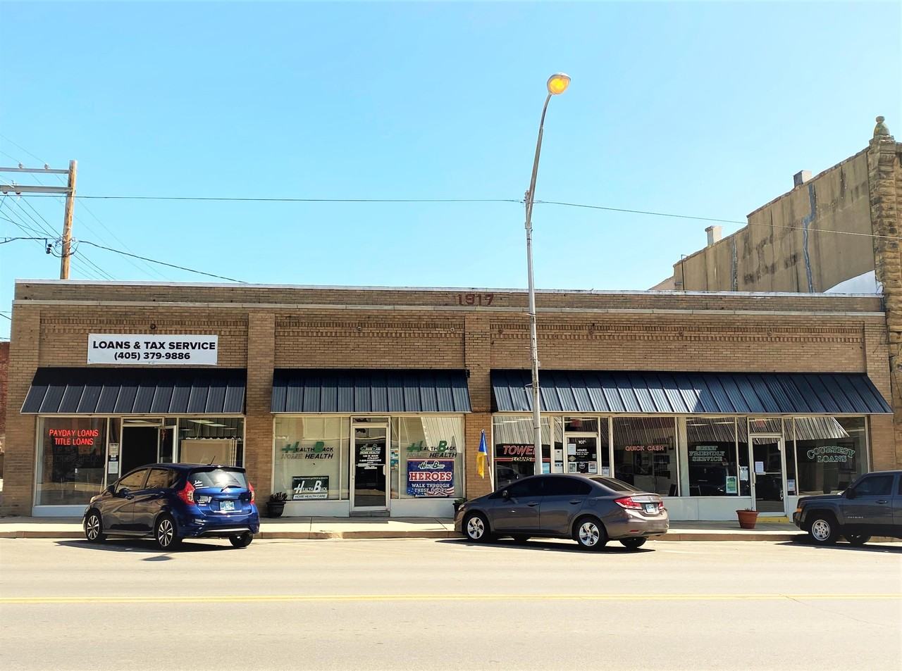 111 W Main St #32