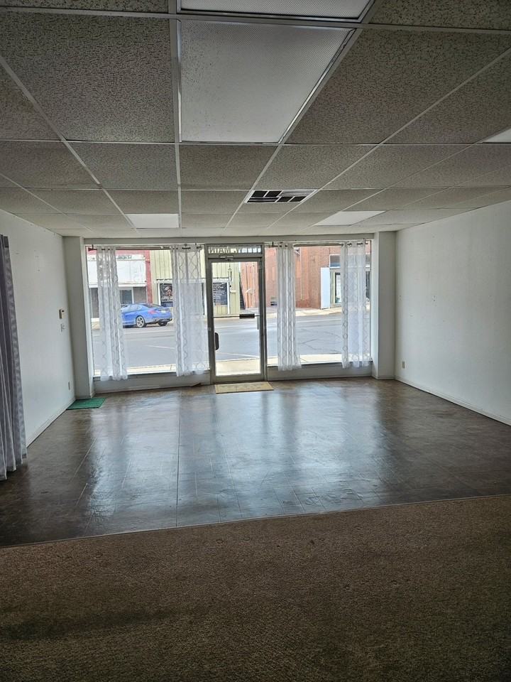 111 W Main St #32 - Photo 4 of 20