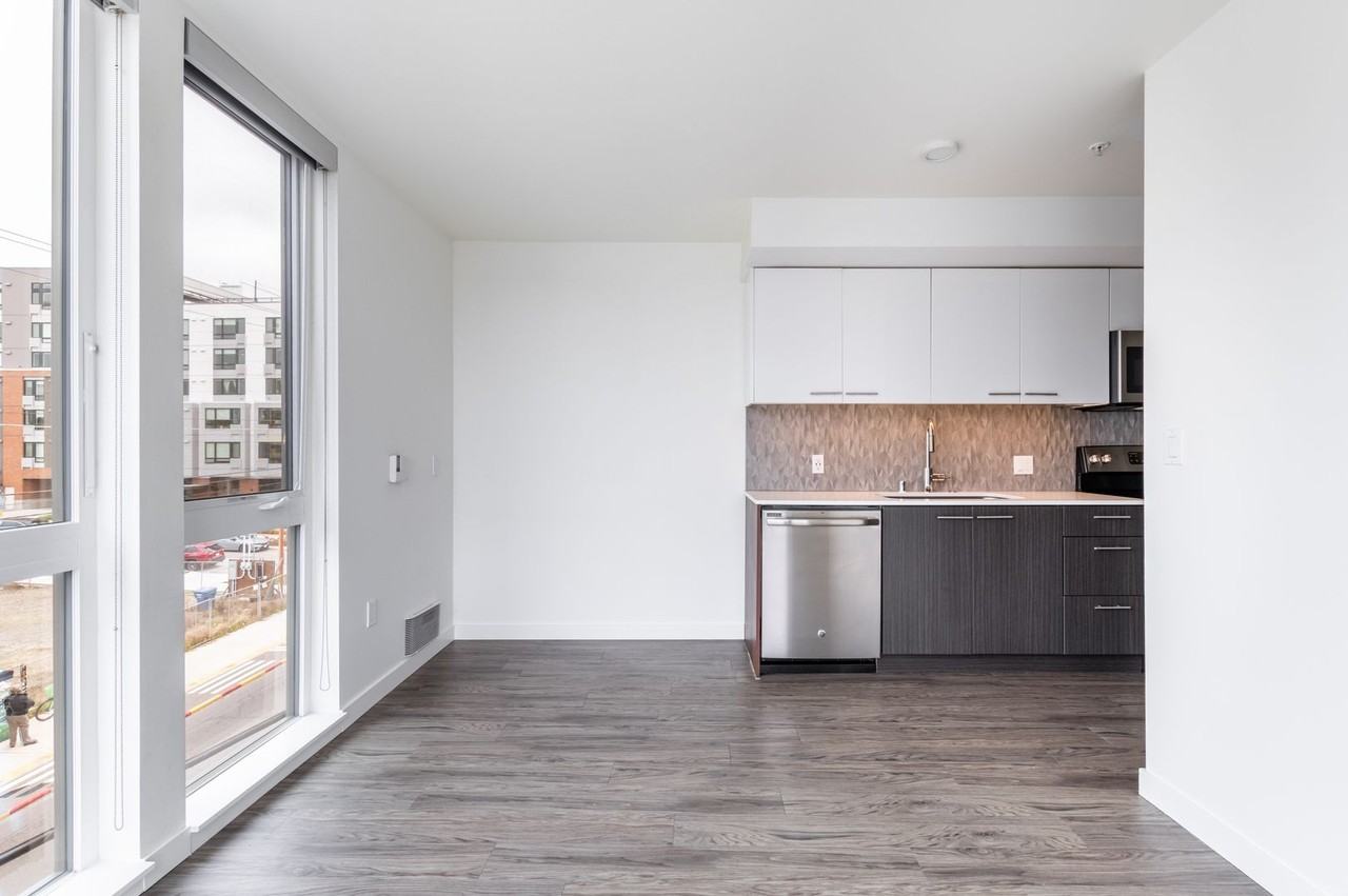 1319 NE 65th St - Photo 7 of 13
