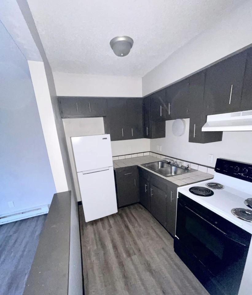 2916 Brookside Dr #2916 - Photo 3 of 4