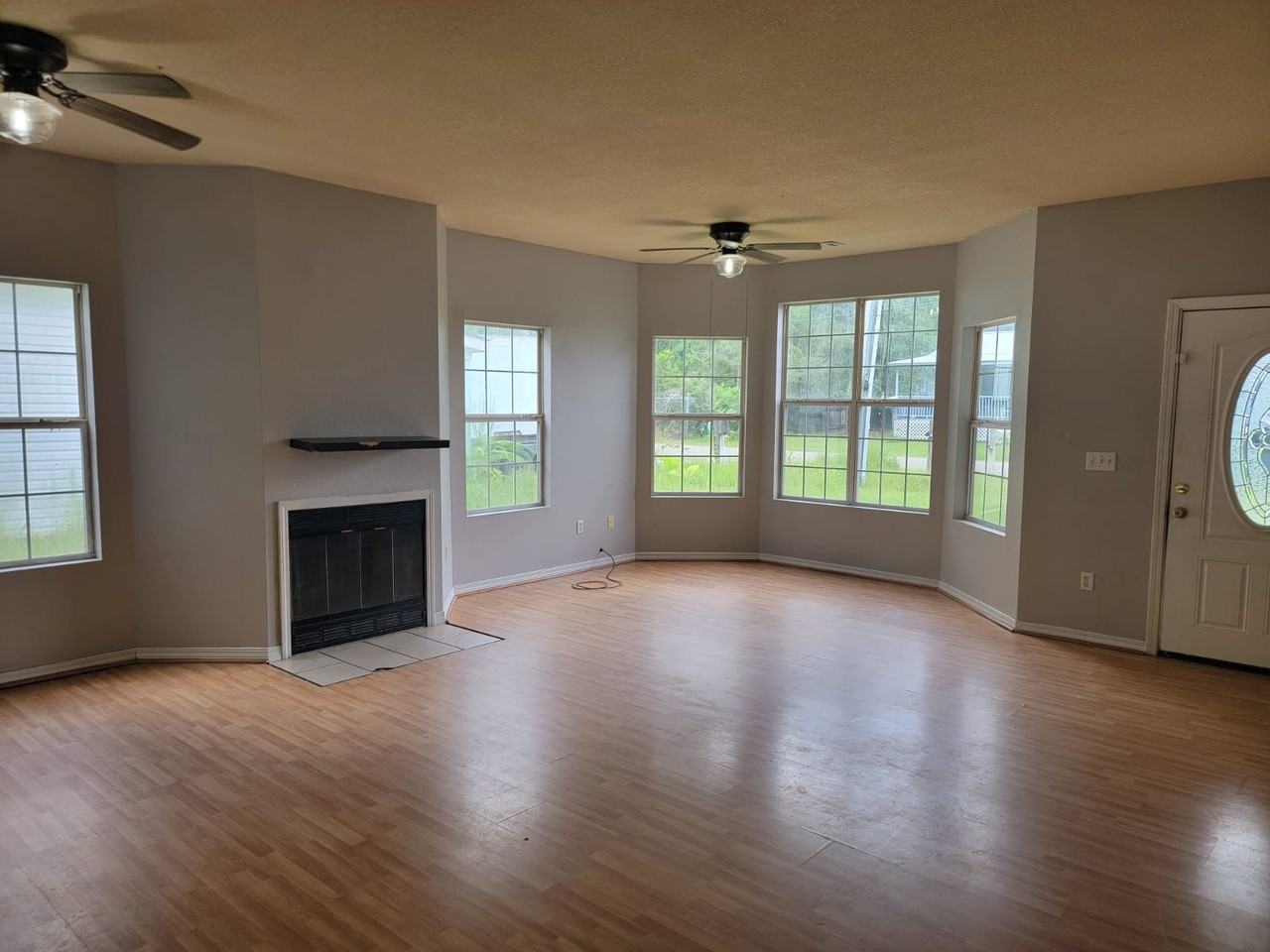 6095 E Lamar St #1 - Photo 6 of 10