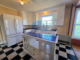 10 Grove St #4 - Photo 1 of 1