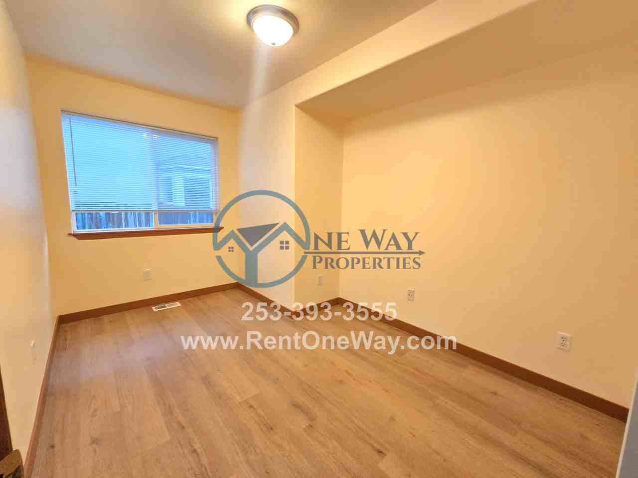 15304 88th Avenue Ct E #1 - Photo 4 of 16