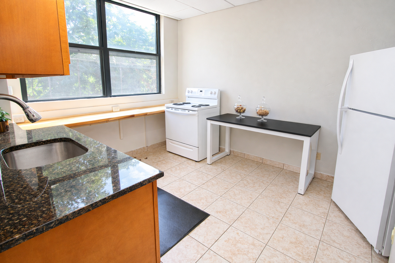 4720 CENTRE AVENUEAPT 1-E #1E - Photo 2 of 12
