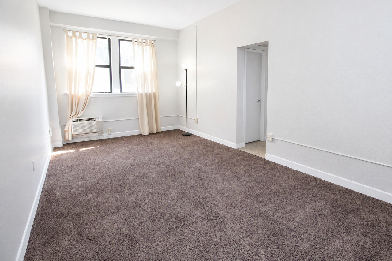 4720 CENTRE AVENUEAPT 1-E #1E - Photo 6 of 12