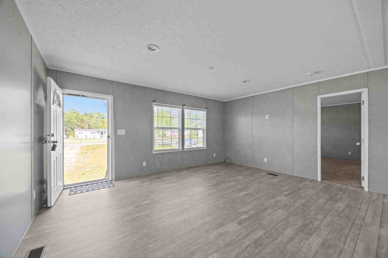 944 Merrimon Rd #1 - Photo 4 of 11