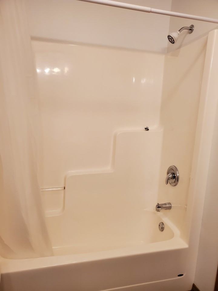 1229 1st Ave Se #1229 - Photo 3 of 10