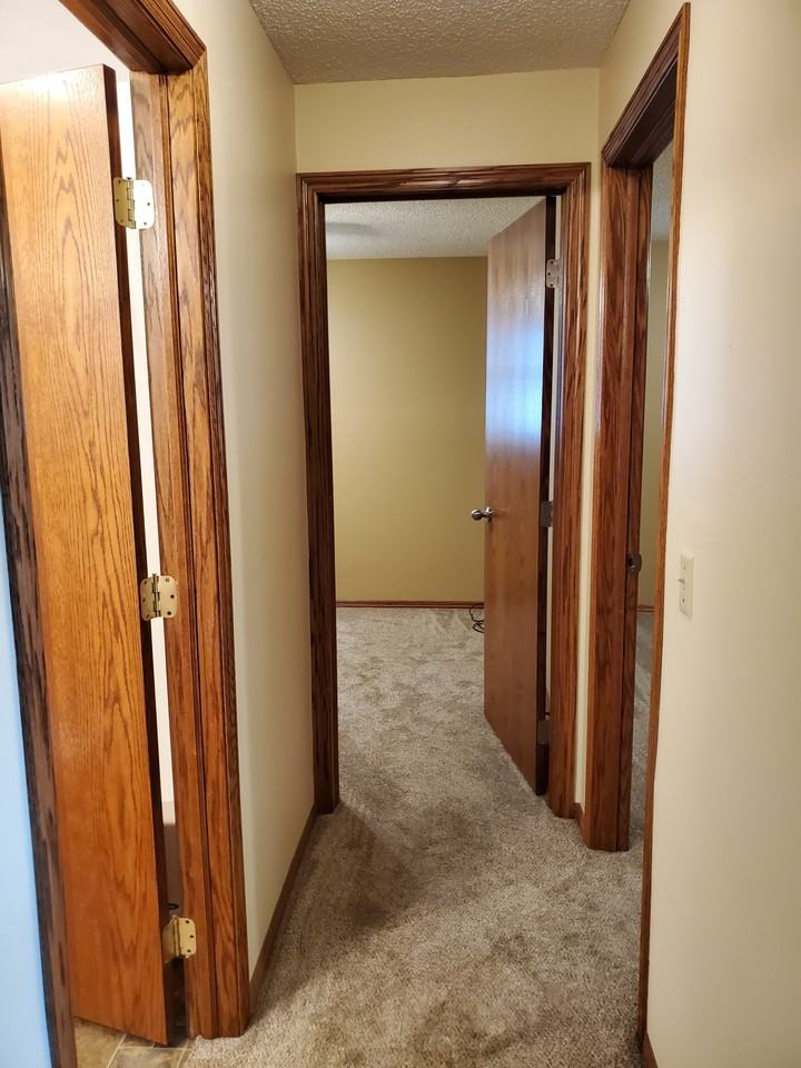 1229 1st Ave Se #1229 - Photo 6 of 10