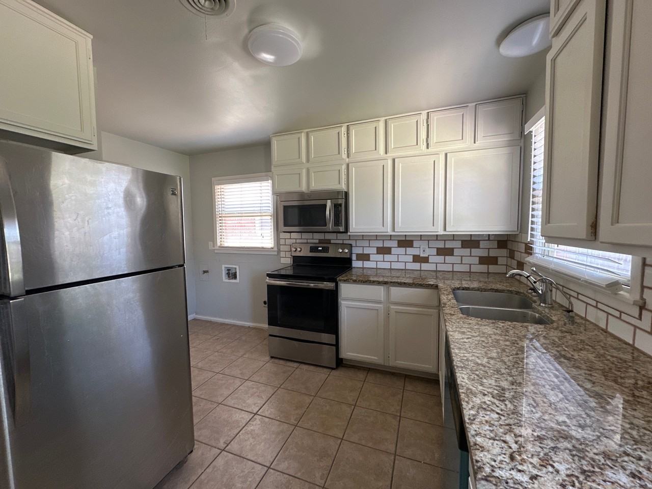3012 57th St #1 - Photo 5 of 23