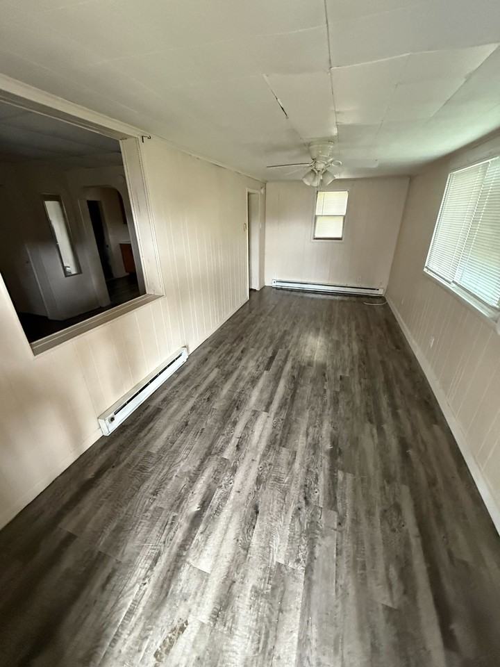 710 S Main St #2 - Photo 4 of 6