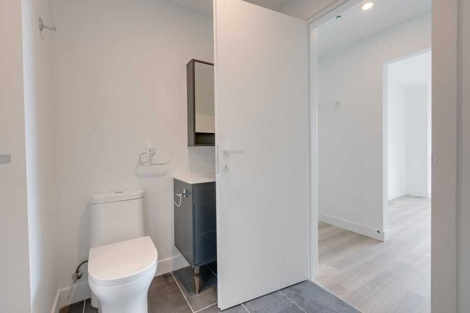 1001 Rue Lucien-L'Allier #613 - Photo 4 of 25