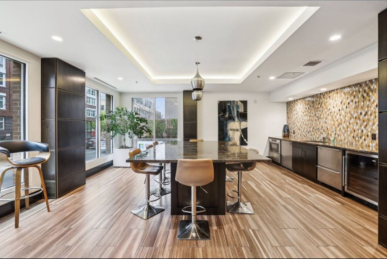 Lexington Apartments - Photo 7 of 10