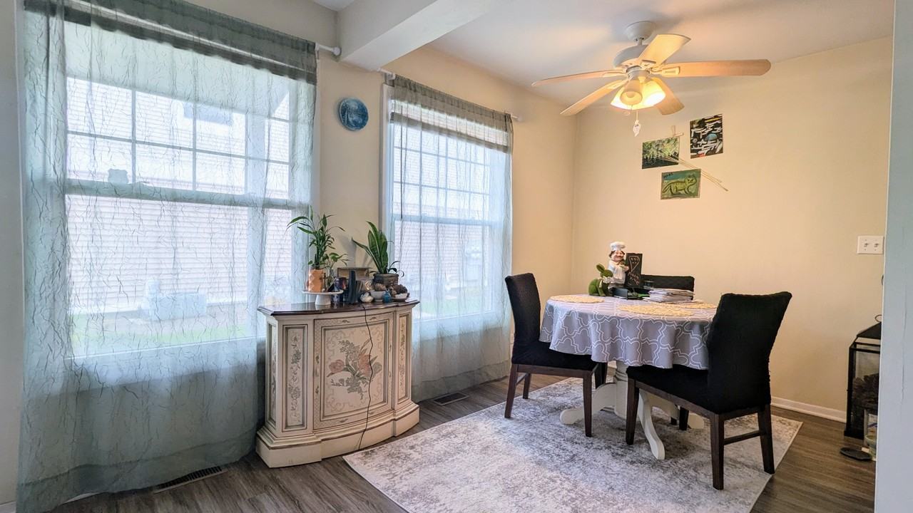 336 Farmingdale Cir #1 - Photo 5 of 13