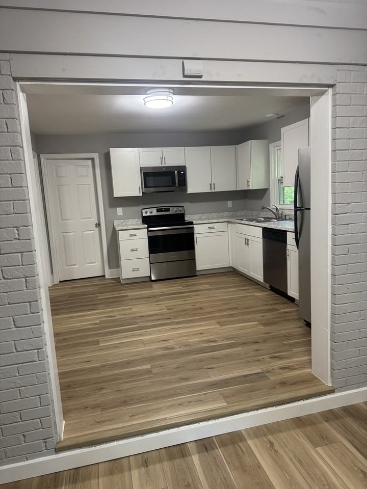 2818 Fordwood Dr #1 - Photo 2 of 5