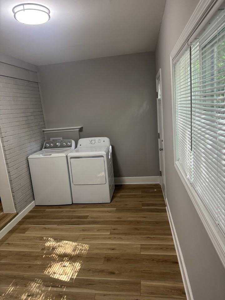 2818 Fordwood Dr #1 - Photo 5 of 5