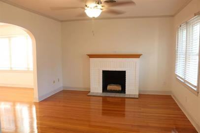 910 W York Ave #1 - Photo 6 of 47