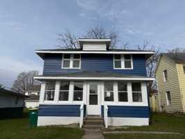 featured image of 211 Columbia St #1