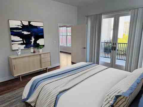 384 Ralph McGill Boulevard NortheastCentral City Condominium #121 - Photo 7 of 34