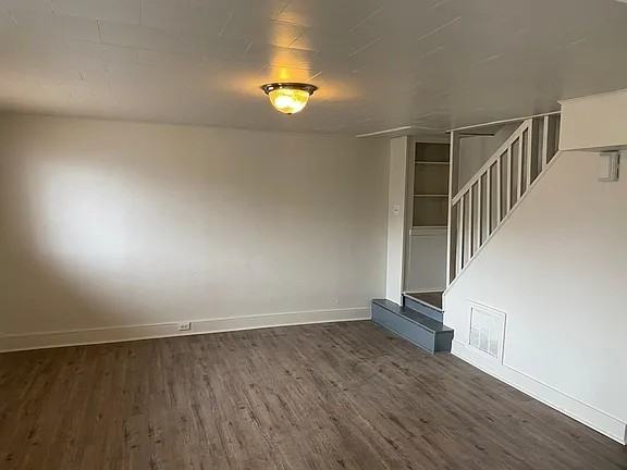3131 May St #1 - Photo 2 of 14