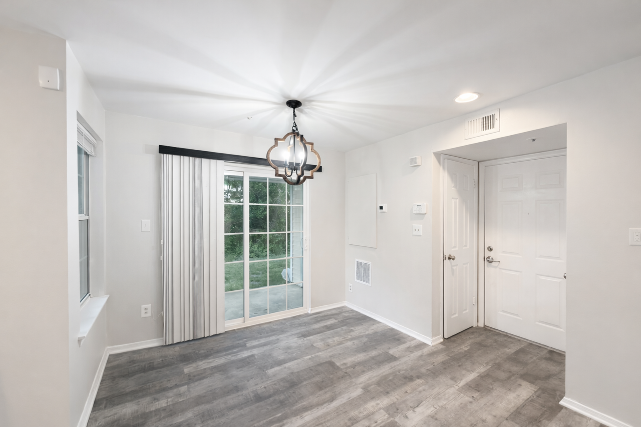 4410 Lord Loudoun Ct #1 - Photo 3 of 19