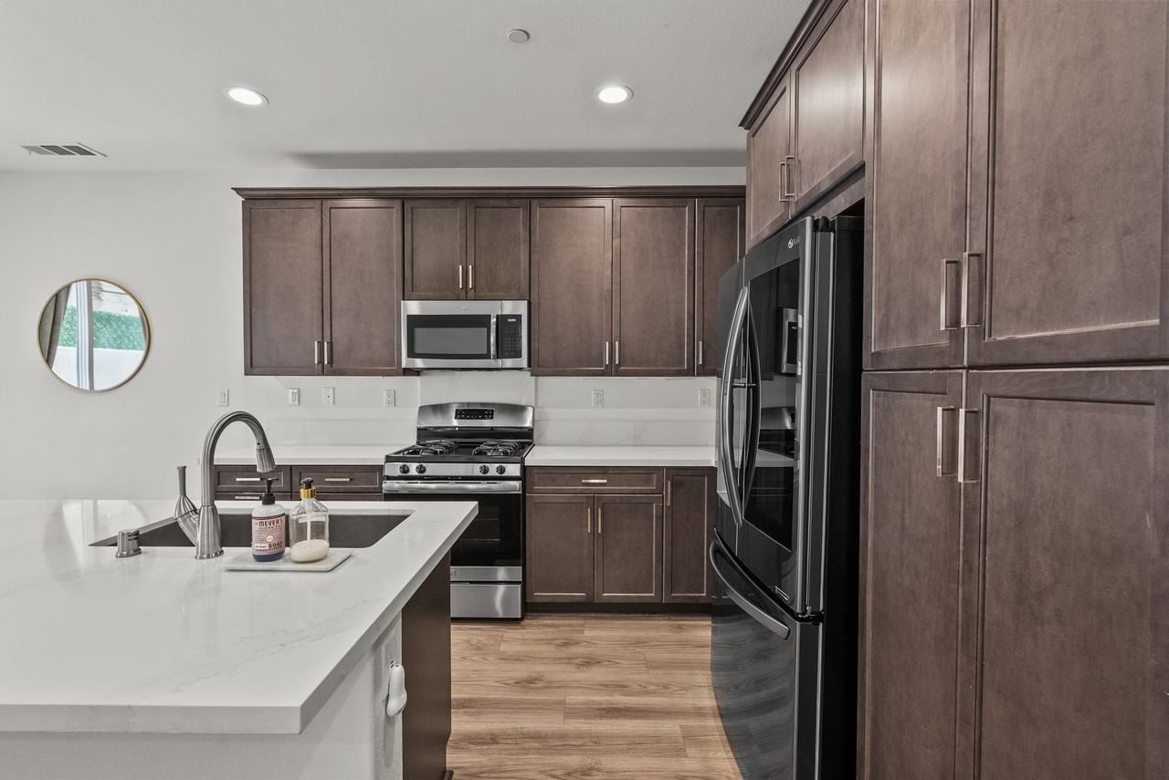 14610 W Isla Vista Dr #1 - Photo 7 of 43