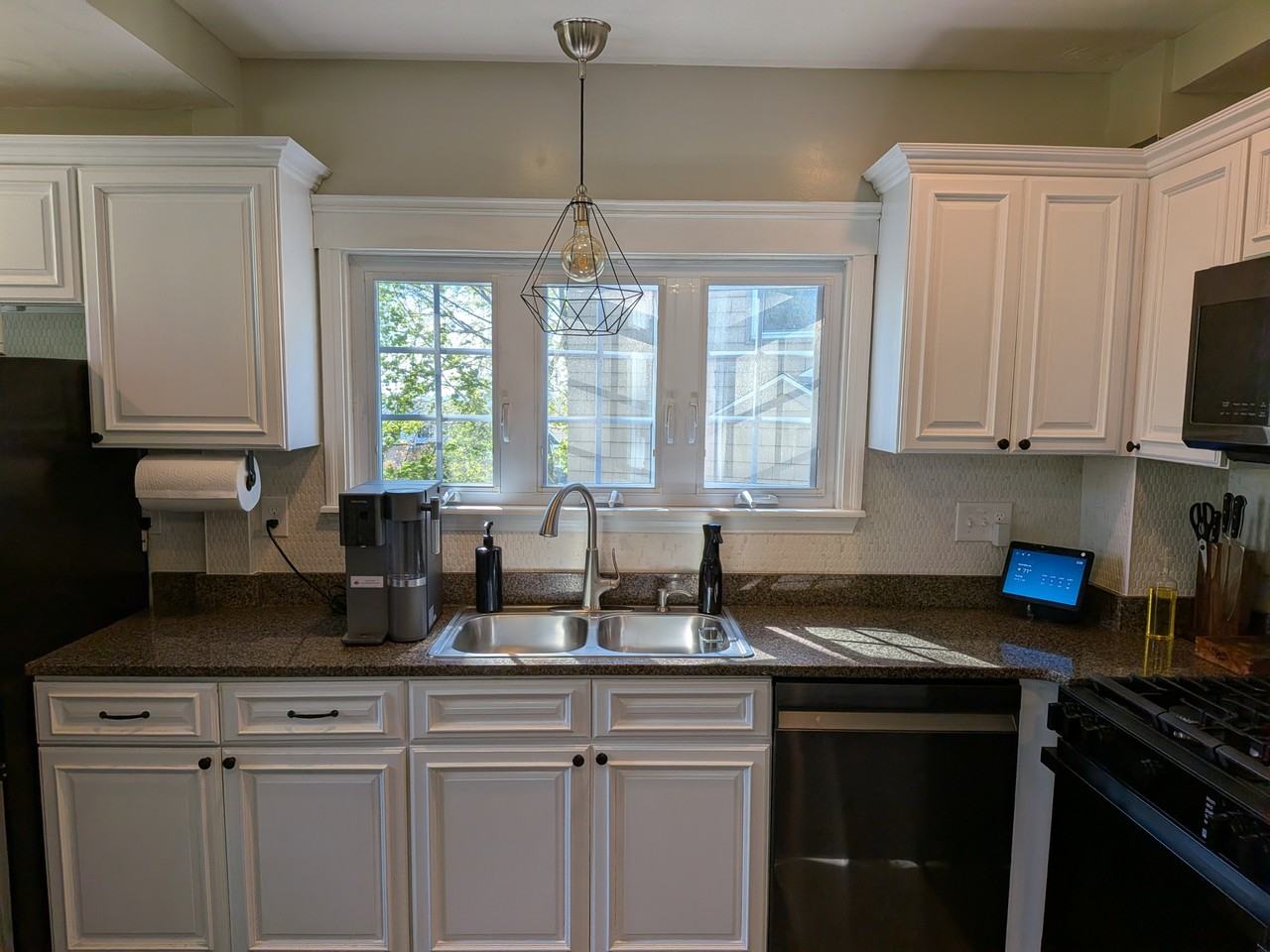 98 Rock Glen Rd #1 - Photo 6 of 31