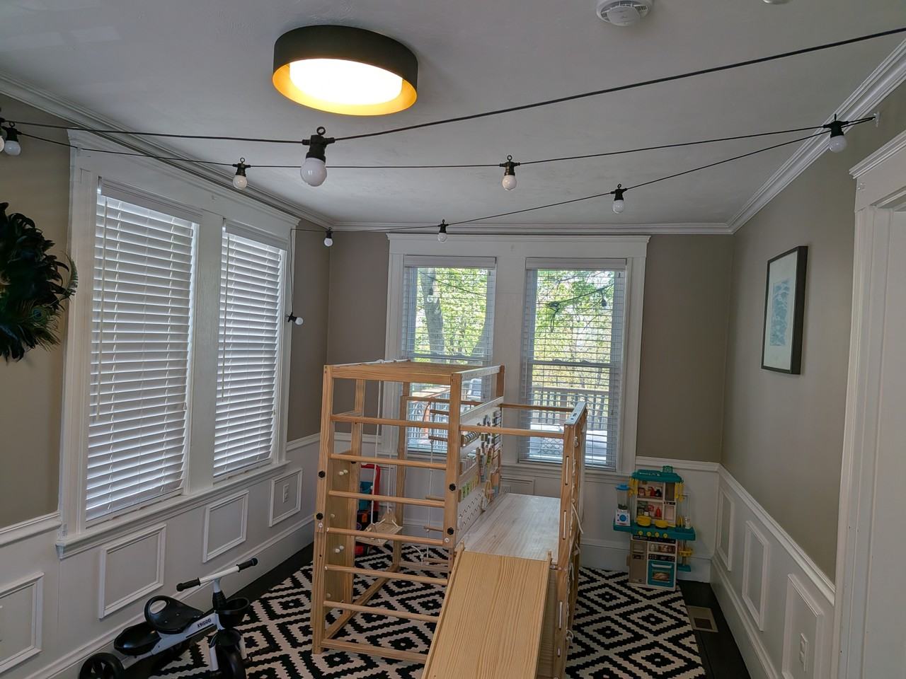98 Rock Glen Rd #1 - Photo 7 of 31