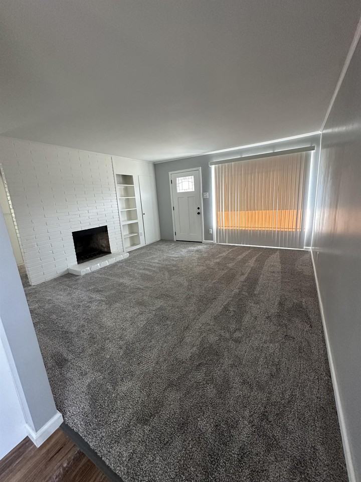 7457 Oregon Trl #1 - Photo 2 of 10