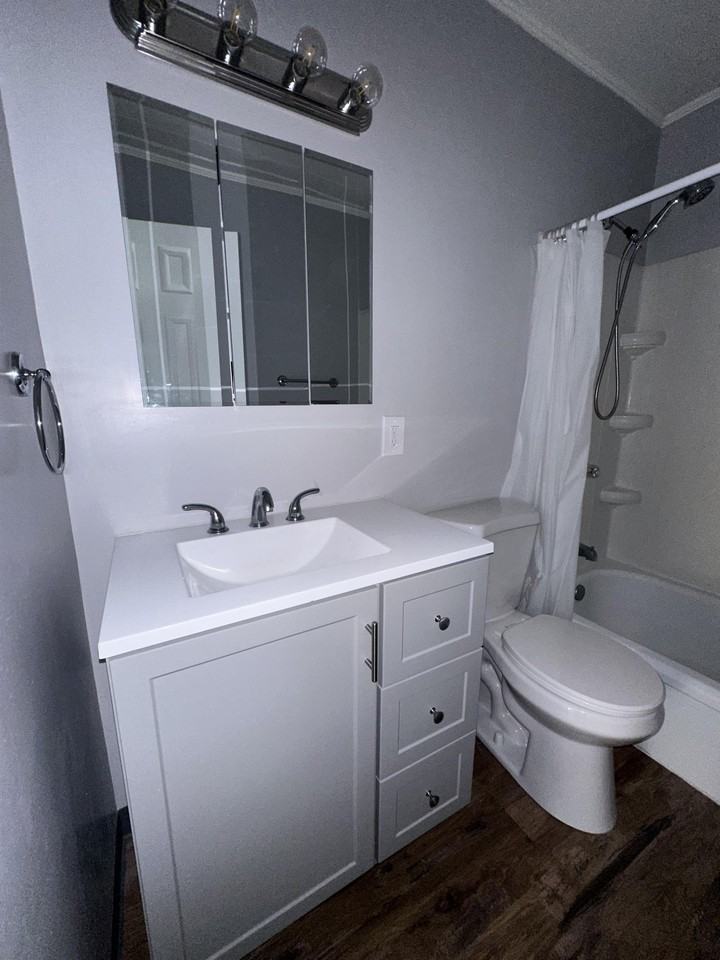 7457 Oregon Trl #1 - Photo 7 of 10