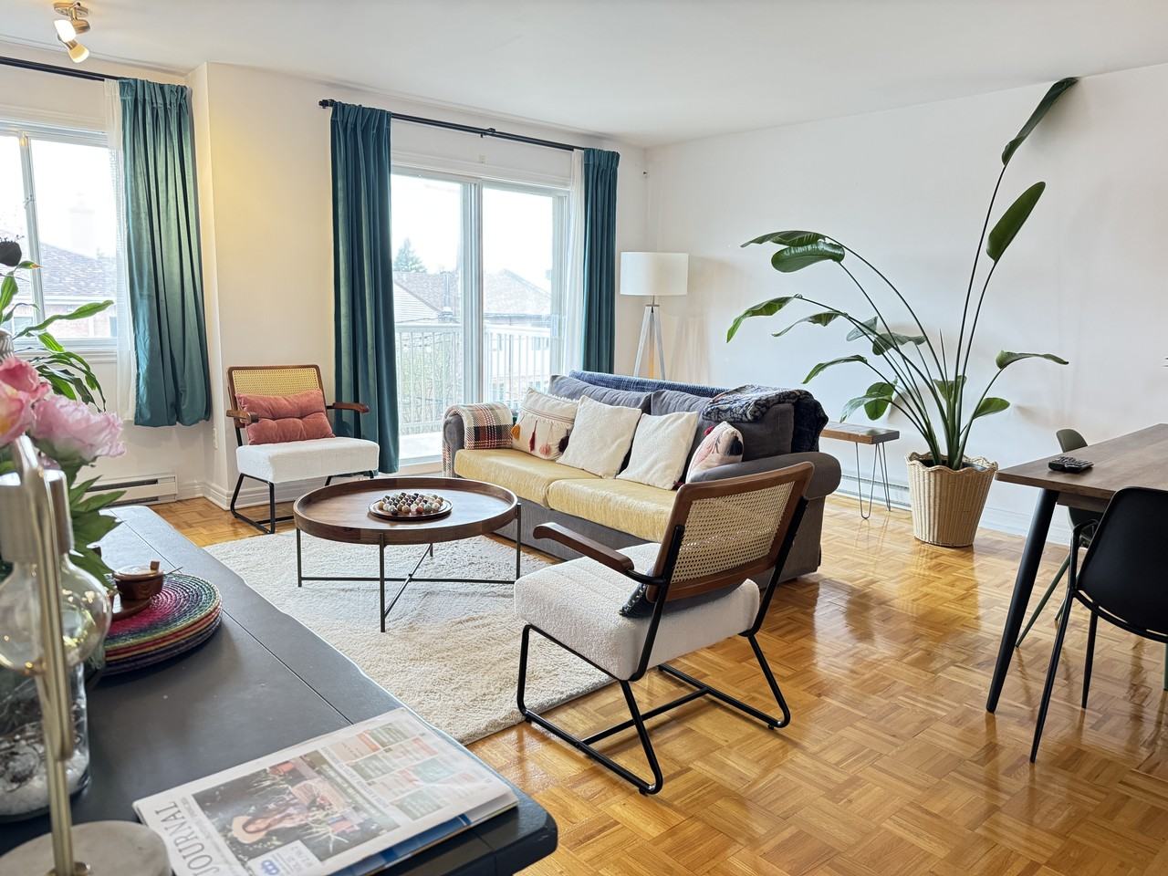 4270 Boulevard des Sources #305 - Photo 4 of 11