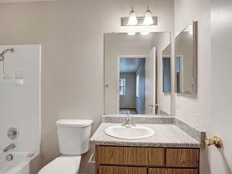 8007 Sunrise Blvd - Photo 6 of 20
