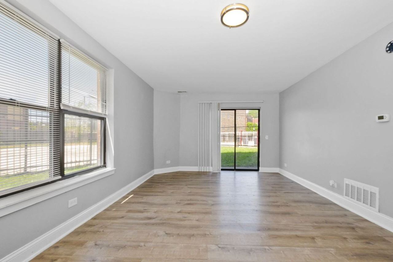 Madison Terrace - Photo 2 of 17