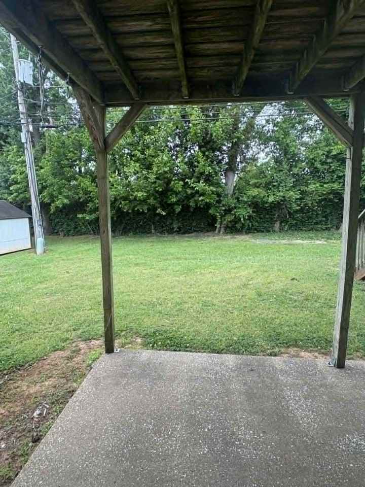 1721 Oshea St #B - Photo 6 of 24