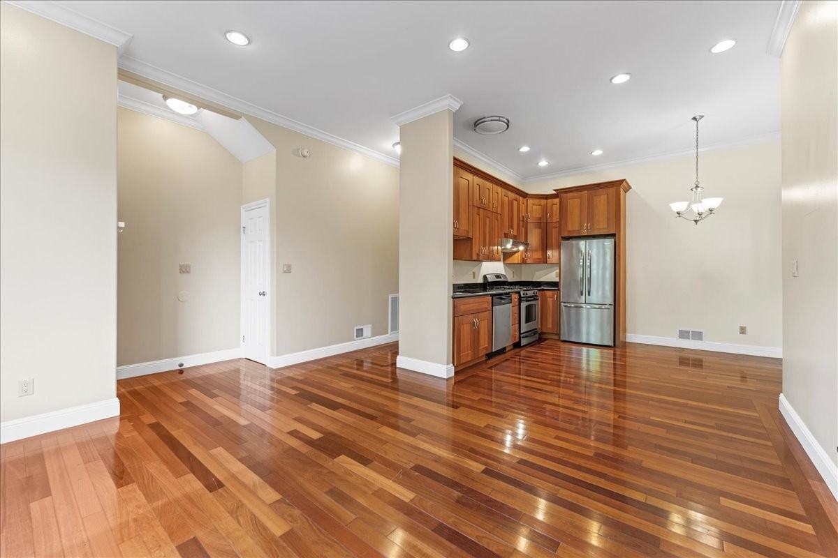 2117 Ashby Ave #2119 - Photo 3 of 22