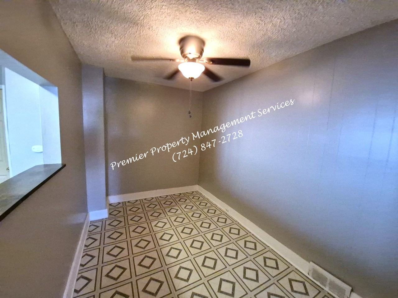 530 Jackson St - Photo 3 of 17