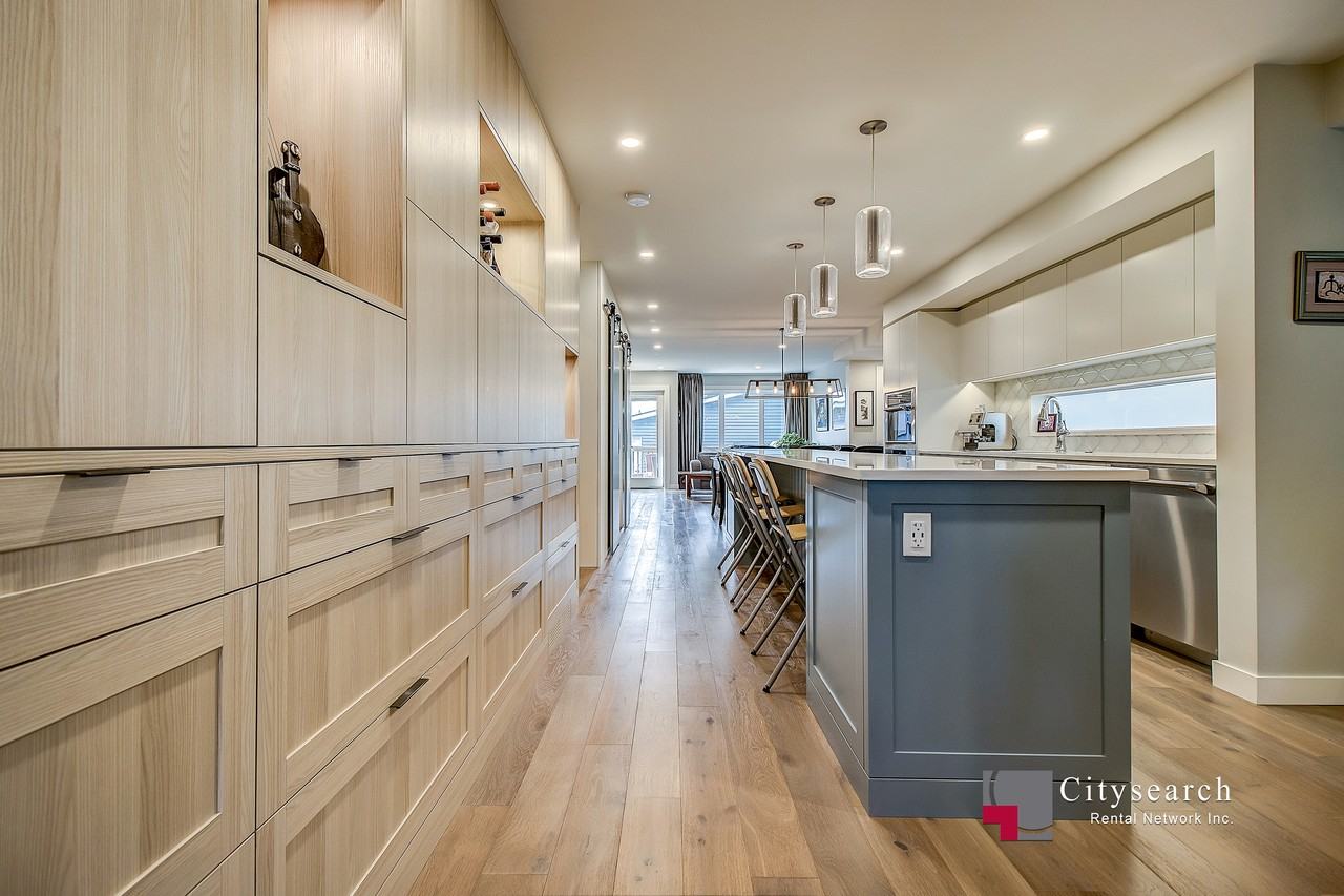 127 38a Ave Sw - Photo 5 of 28