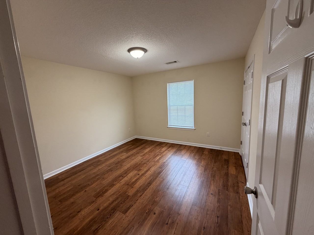 259 Canterberry Pl #1 - Photo 6 of 11