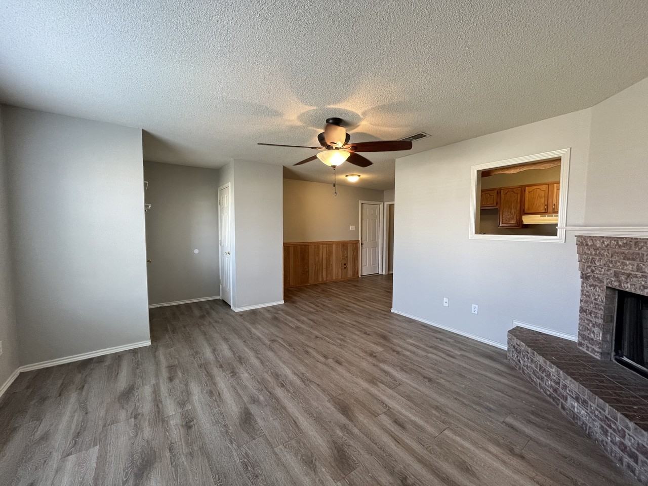 2511 109th St #1 - Photo 7 of 28