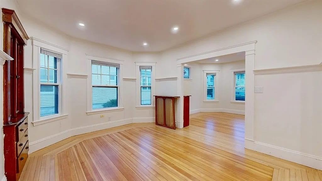 147 Langdon Ave #1 - Photo 3 of 20