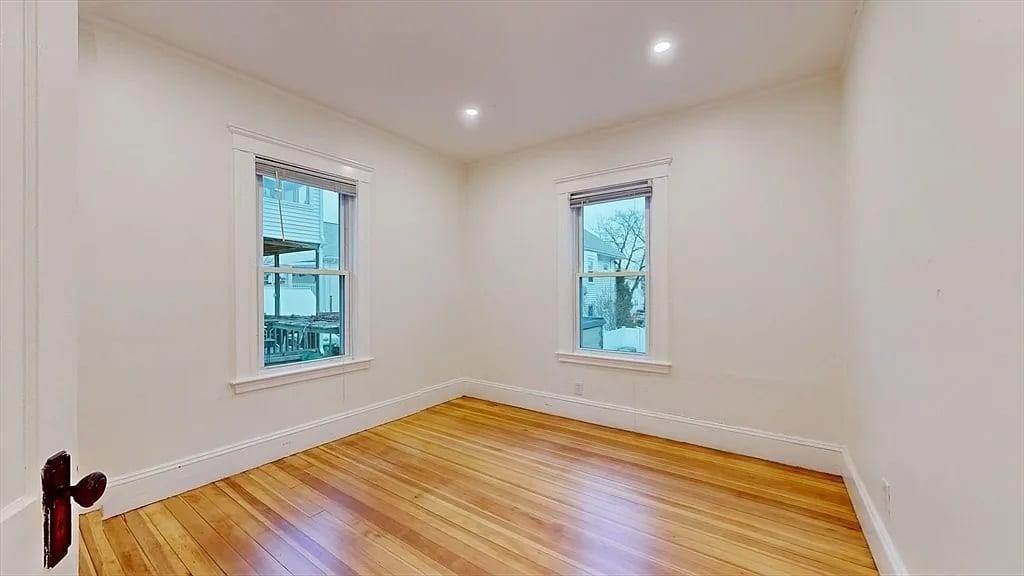 147 Langdon Ave #1 - Photo 5 of 20