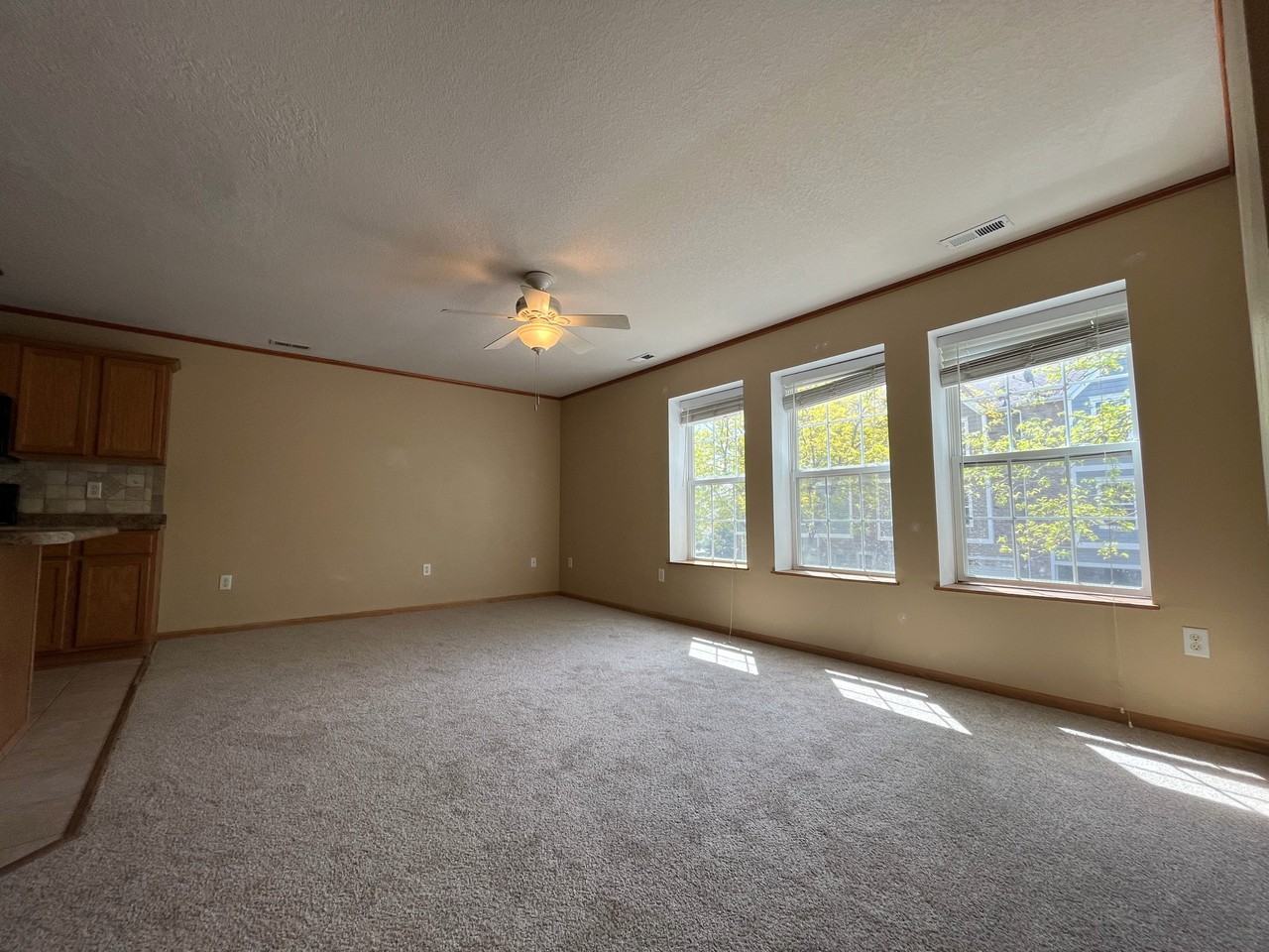 307 Ne Sandalwood #1 - Photo 4 of 10