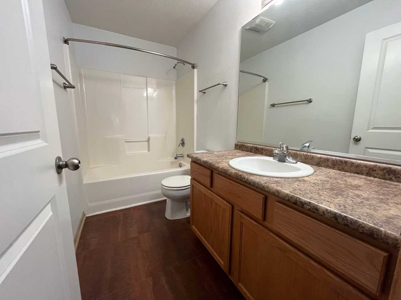 307 Ne Sandalwood #1 - Photo 5 of 10